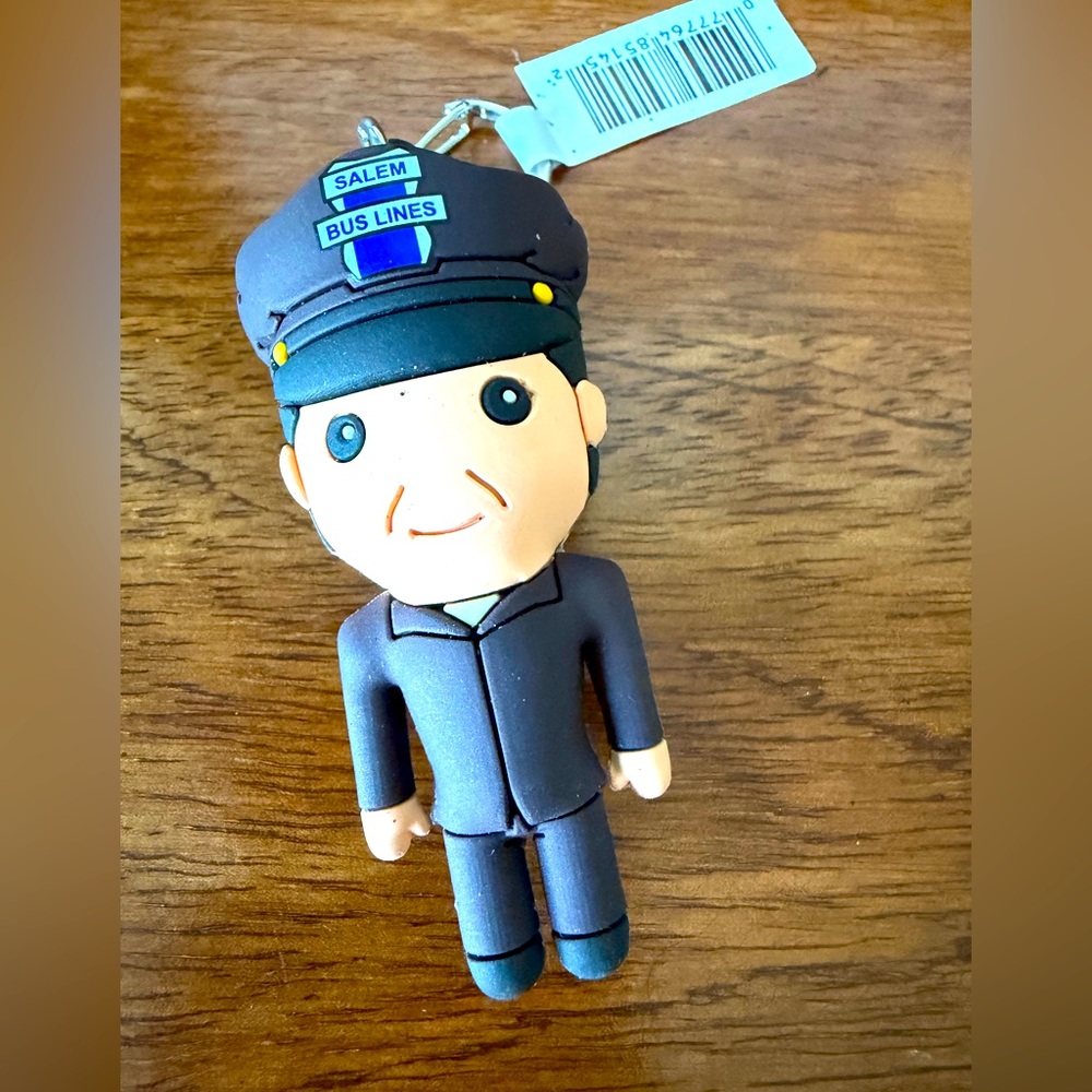 Hocus Pocus Blind Bag Salem Bus Driver Keychain Figure